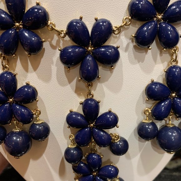 Navy Layered Flowered Necklace - Picture 2 of 4